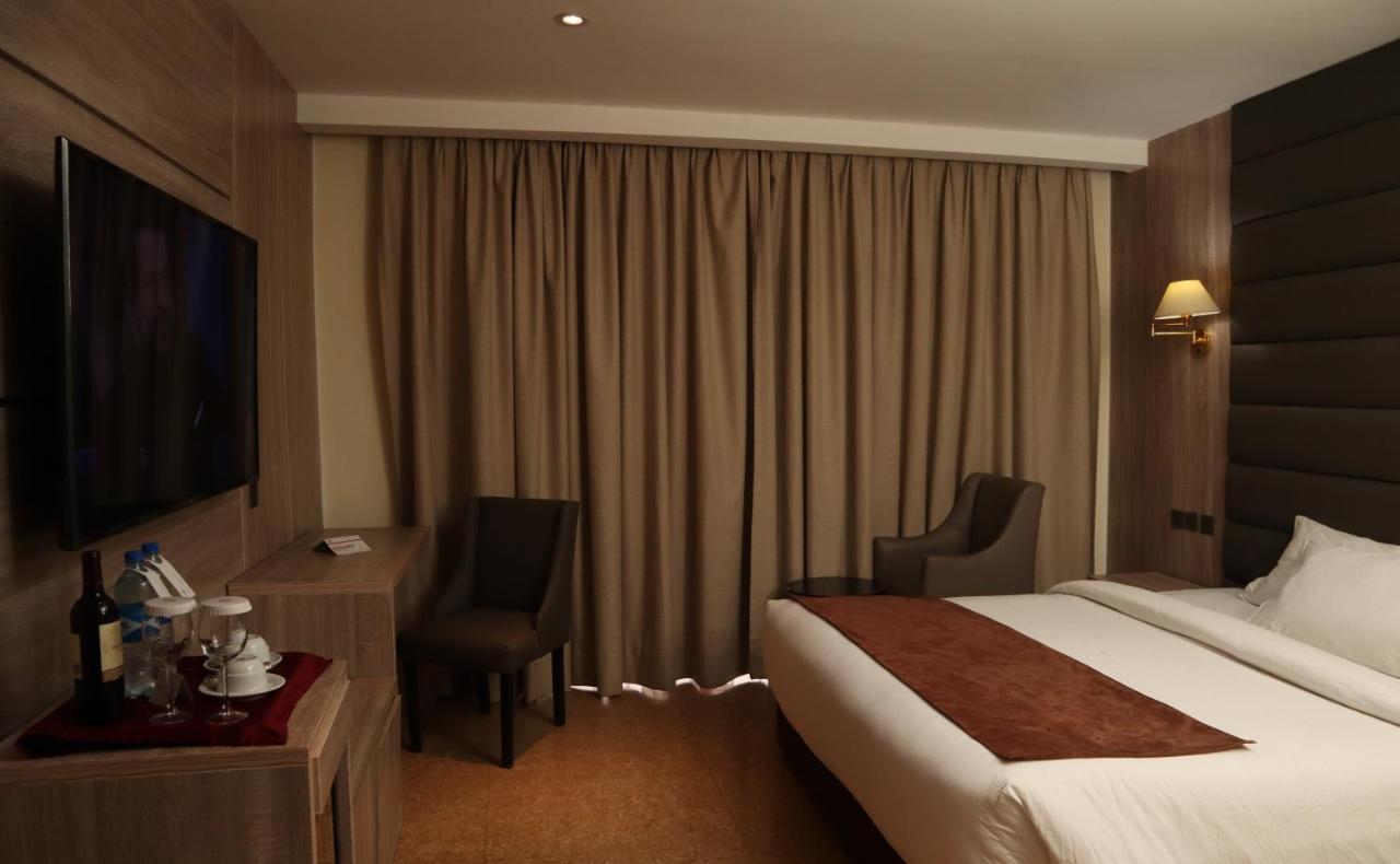Monty Suites Calabar Dış mekan fotoğraf