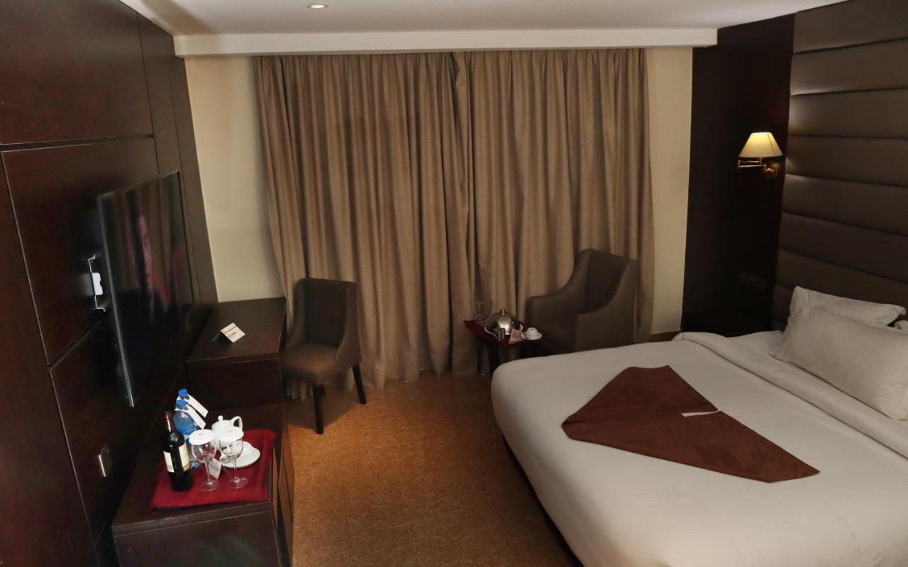 Monty Suites Calabar Dış mekan fotoğraf